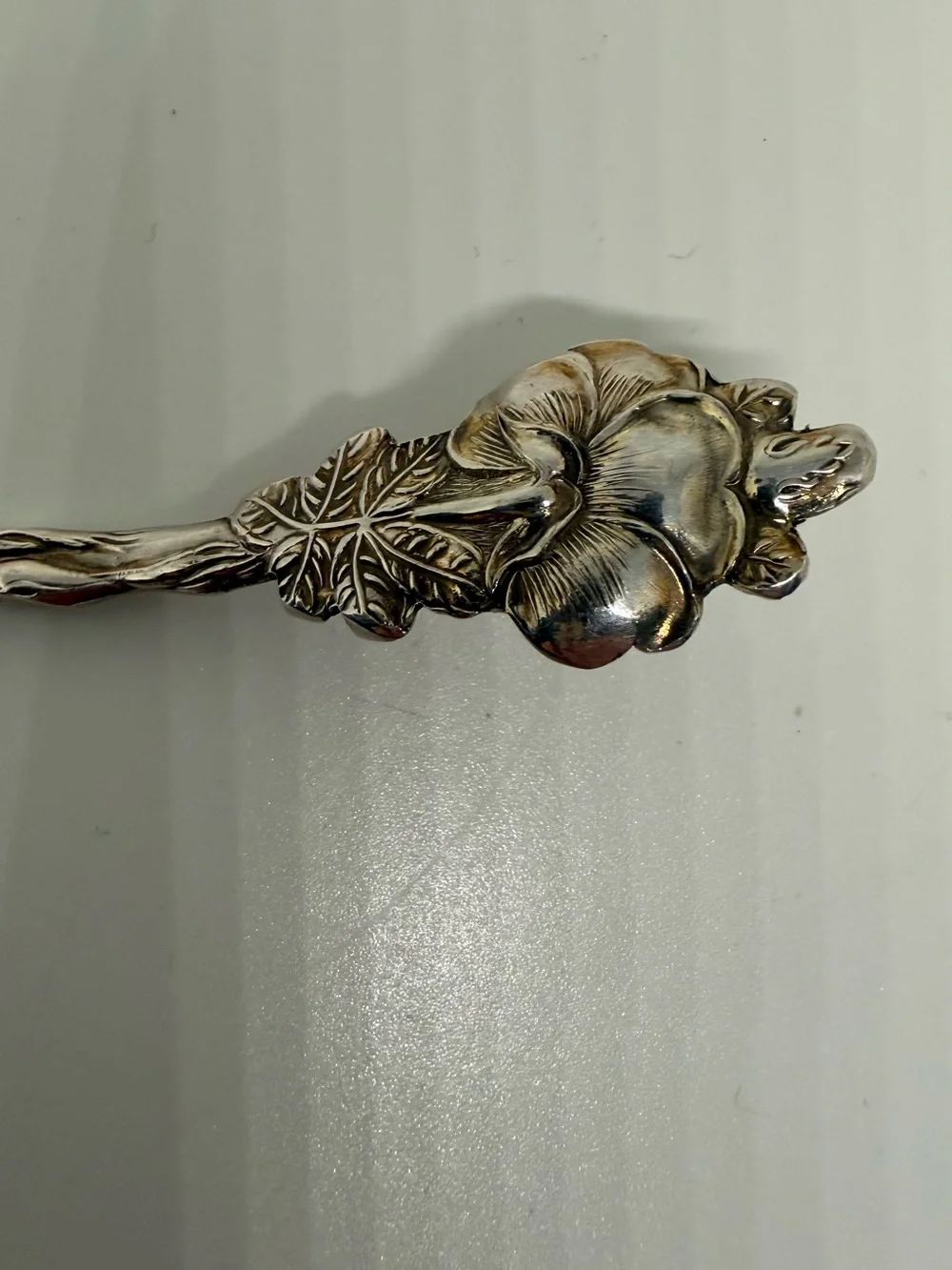 Vintage Reed & Barton Silverplate Floral Gravy Ladle – Ornate Rose Design